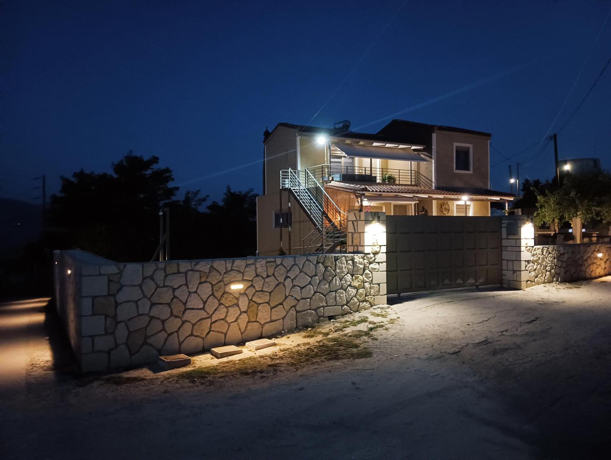 Villeta Nikol Lixúri Exterior foto